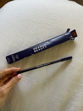 Dragun Beauty Lip Pencil -